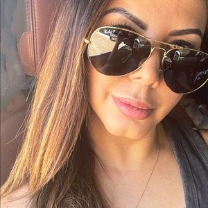 Meet your Posher, Angelica